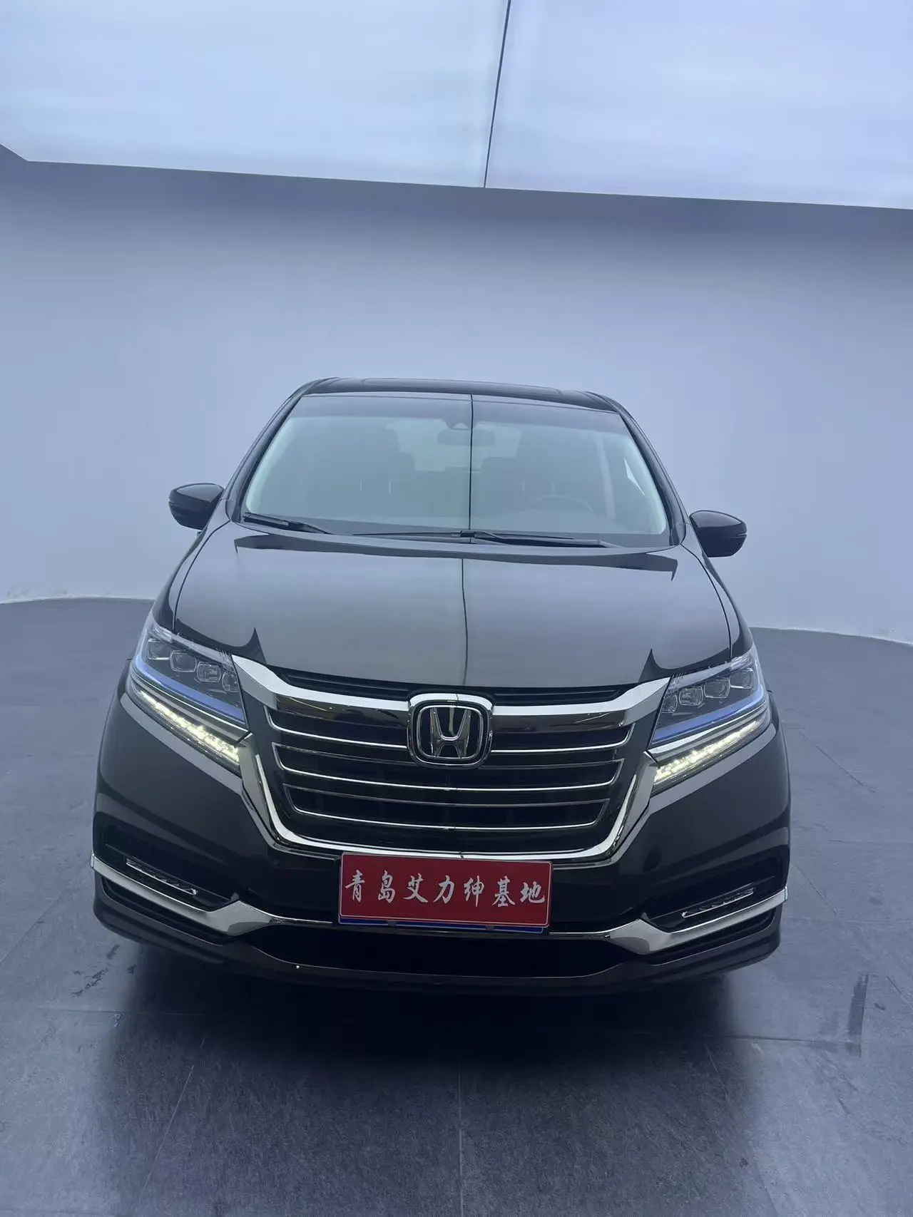 Honda Elysion (Alison)  из Китая