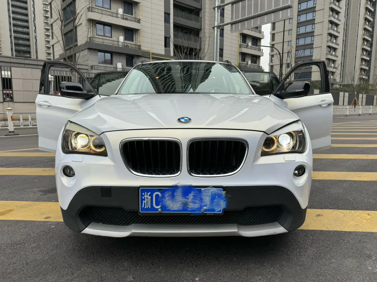 BMW X1  из Китая