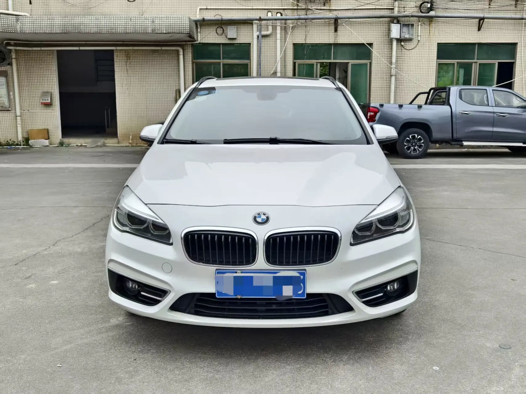 BMW 2 Series Active Tourer  из Китая