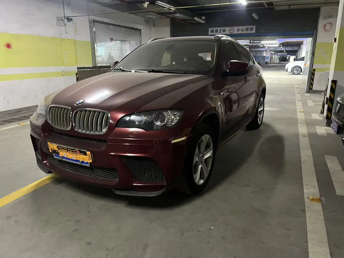 BMW X6  из Китая