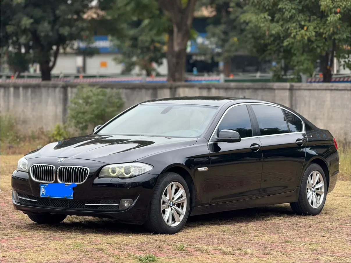 BMW 5 Series  из Китая