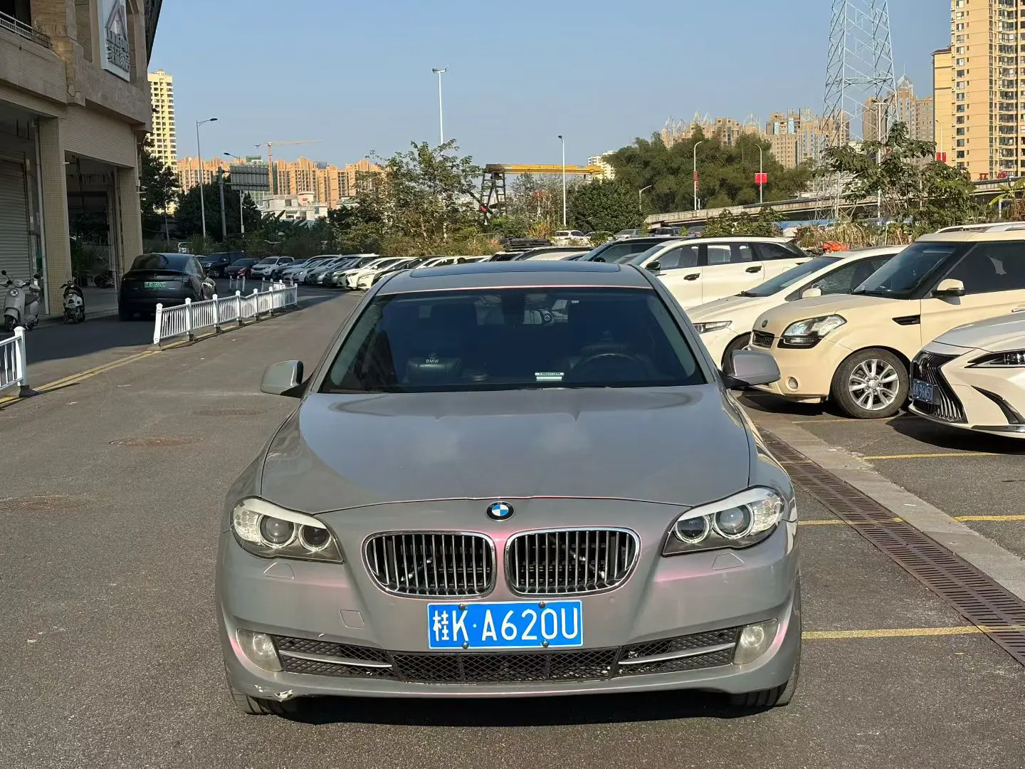 BMW 5 Series  из Китая
