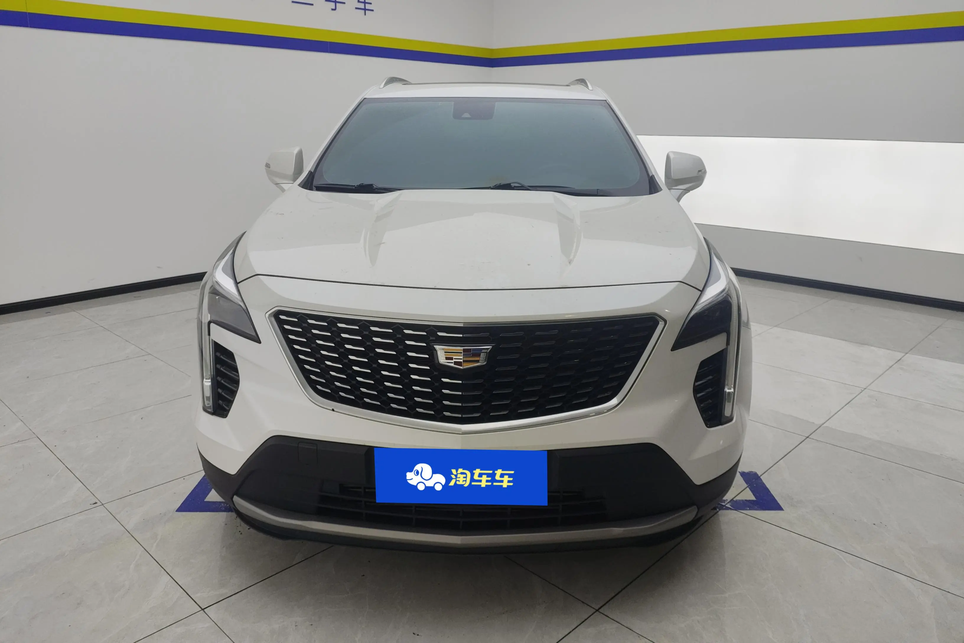 Cadillac XT4  из Китая