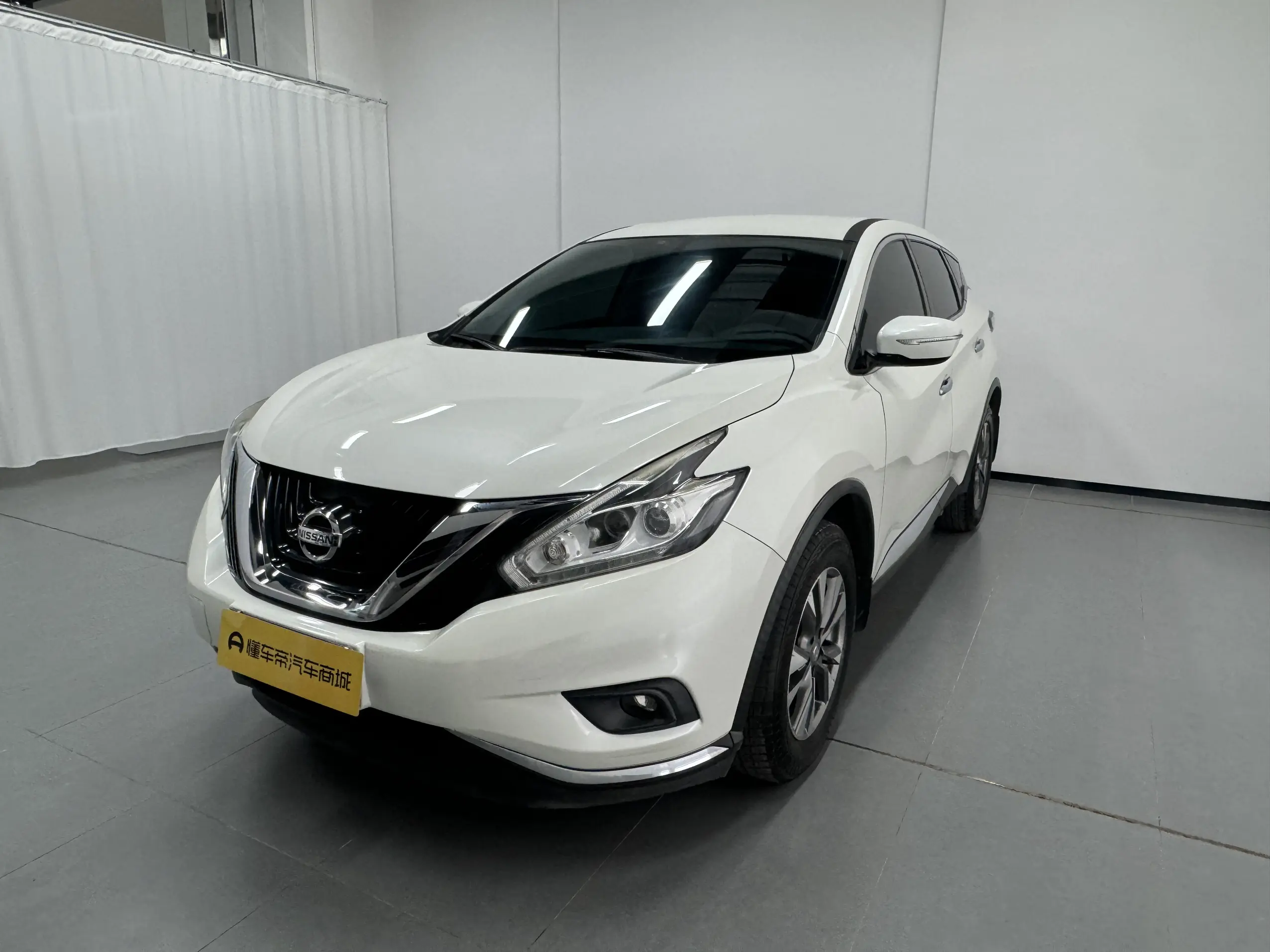 Nissan Murano (Loulan)  из Китая