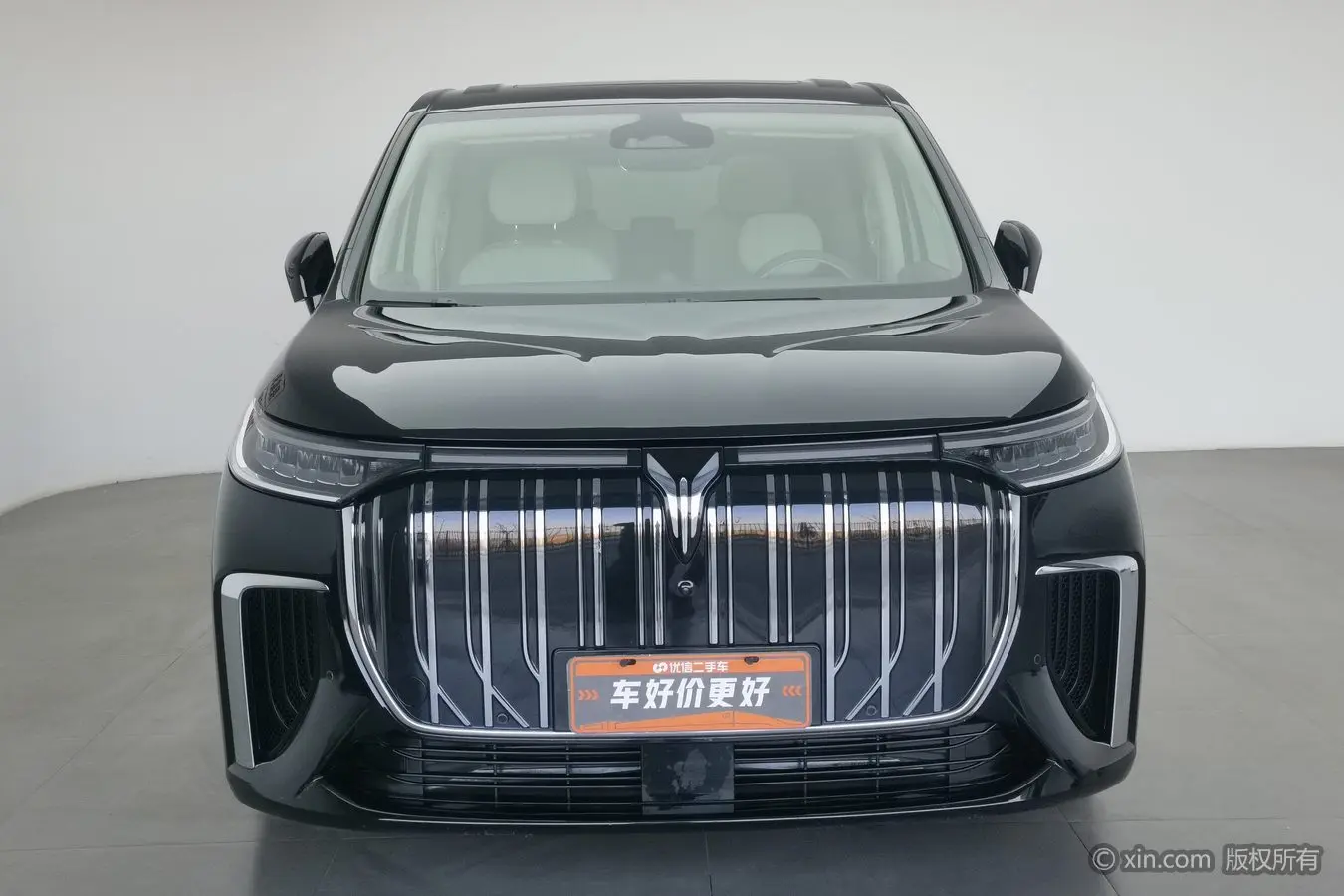 Voyah Lantu Dreamer EV  из Китая