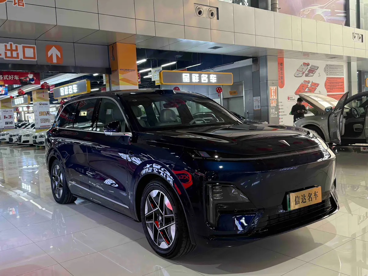 Deepal Dark blue S09  из Китая