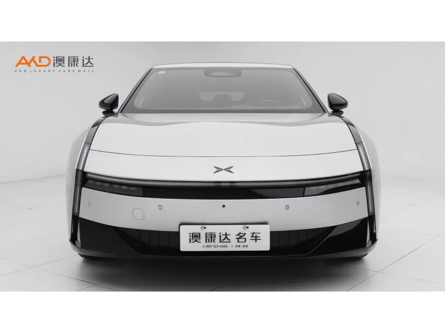 Xpeng P7  из Китая