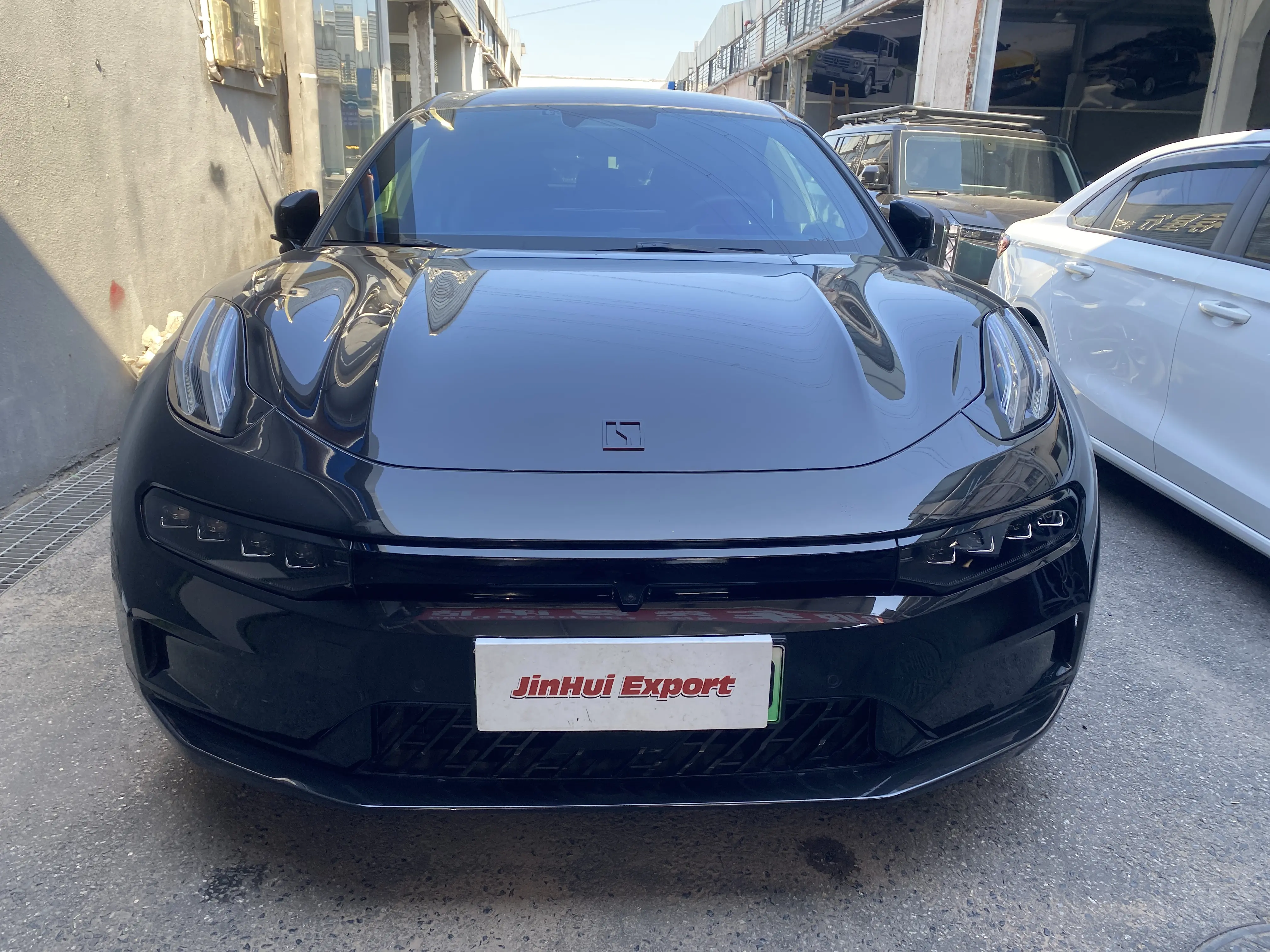 ZEEKR 001  из Китая