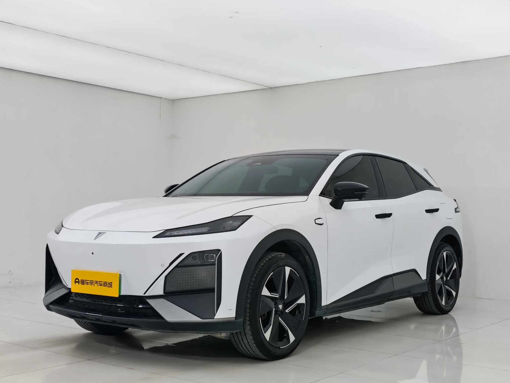 Deepal Dark blue S07  из Китая