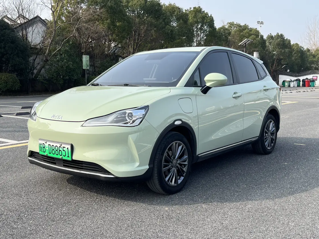 NETA Nezha V  из Китая