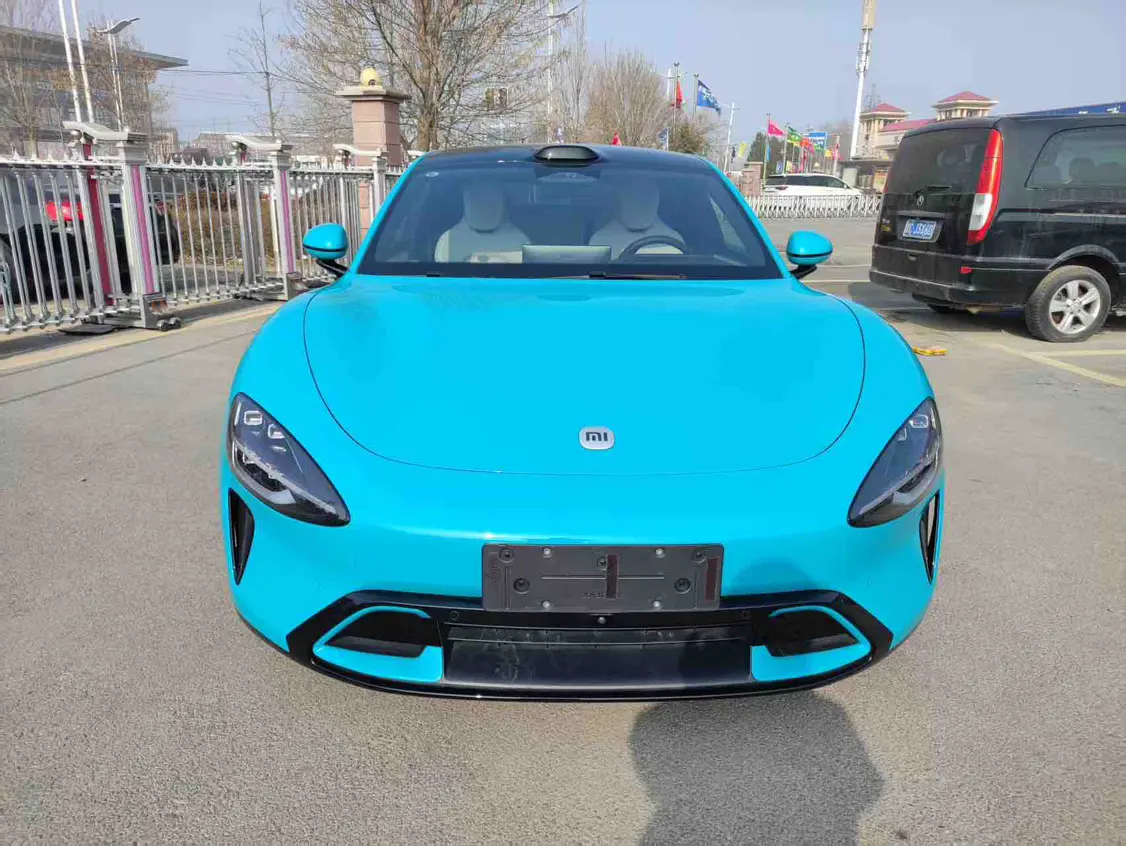Xiaomi car Xiaomi SU7  из Китая