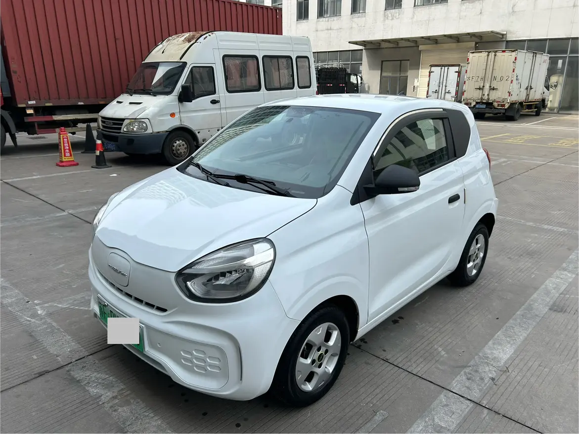 Roewe CLEVER  из Китая
