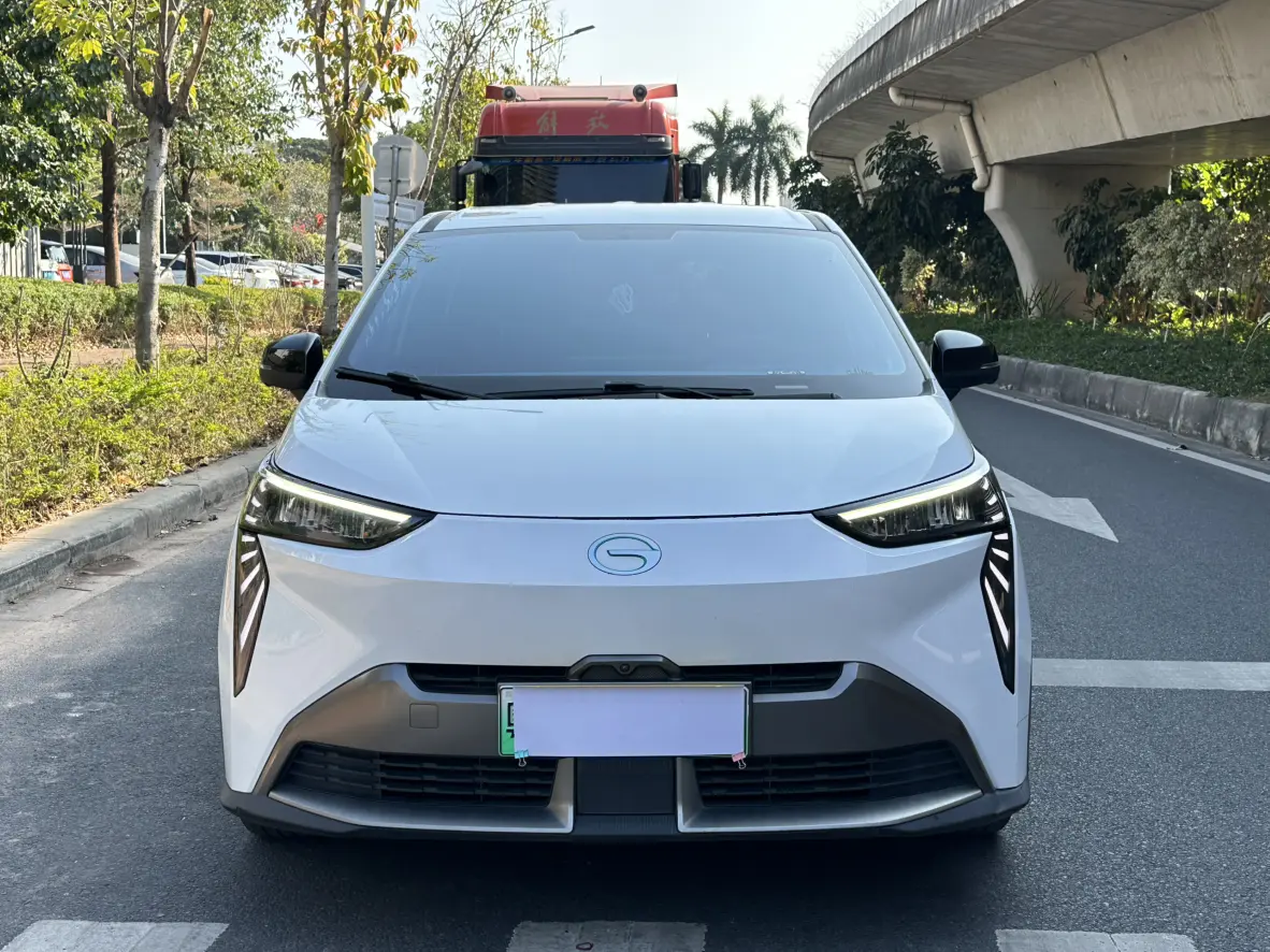 AION Y  из Китая