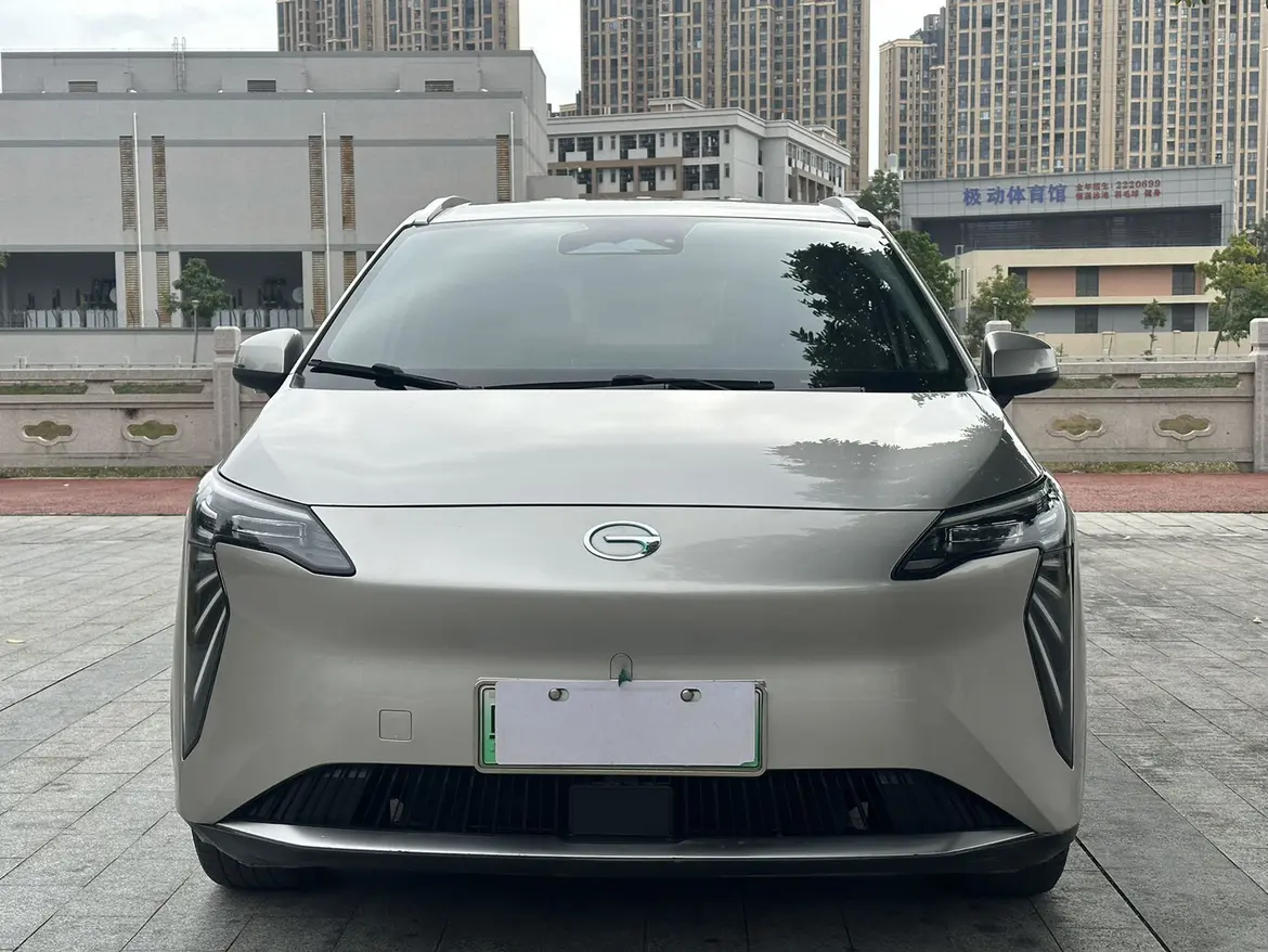 AION Y  из Китая