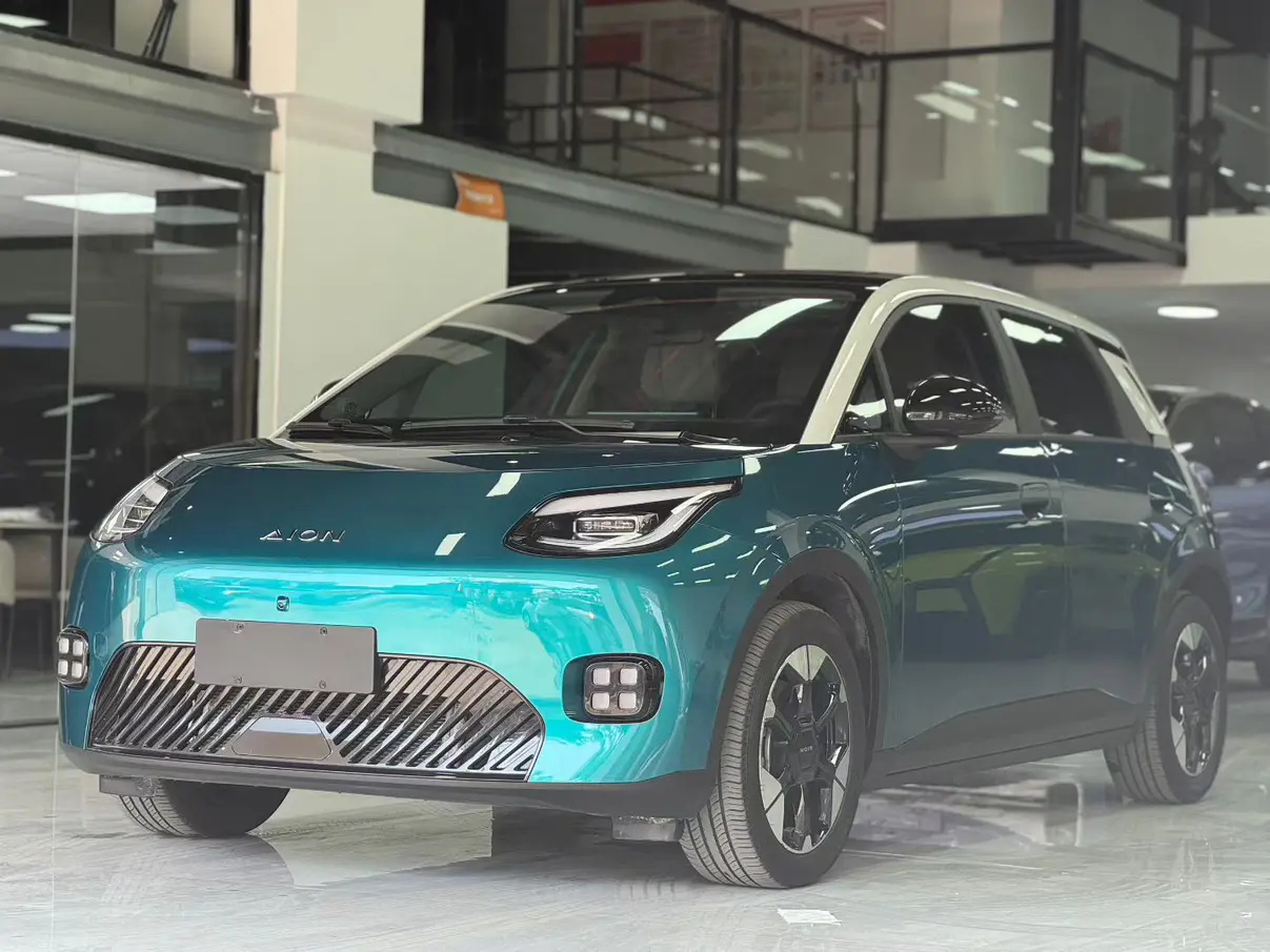 AION UT  из Китая