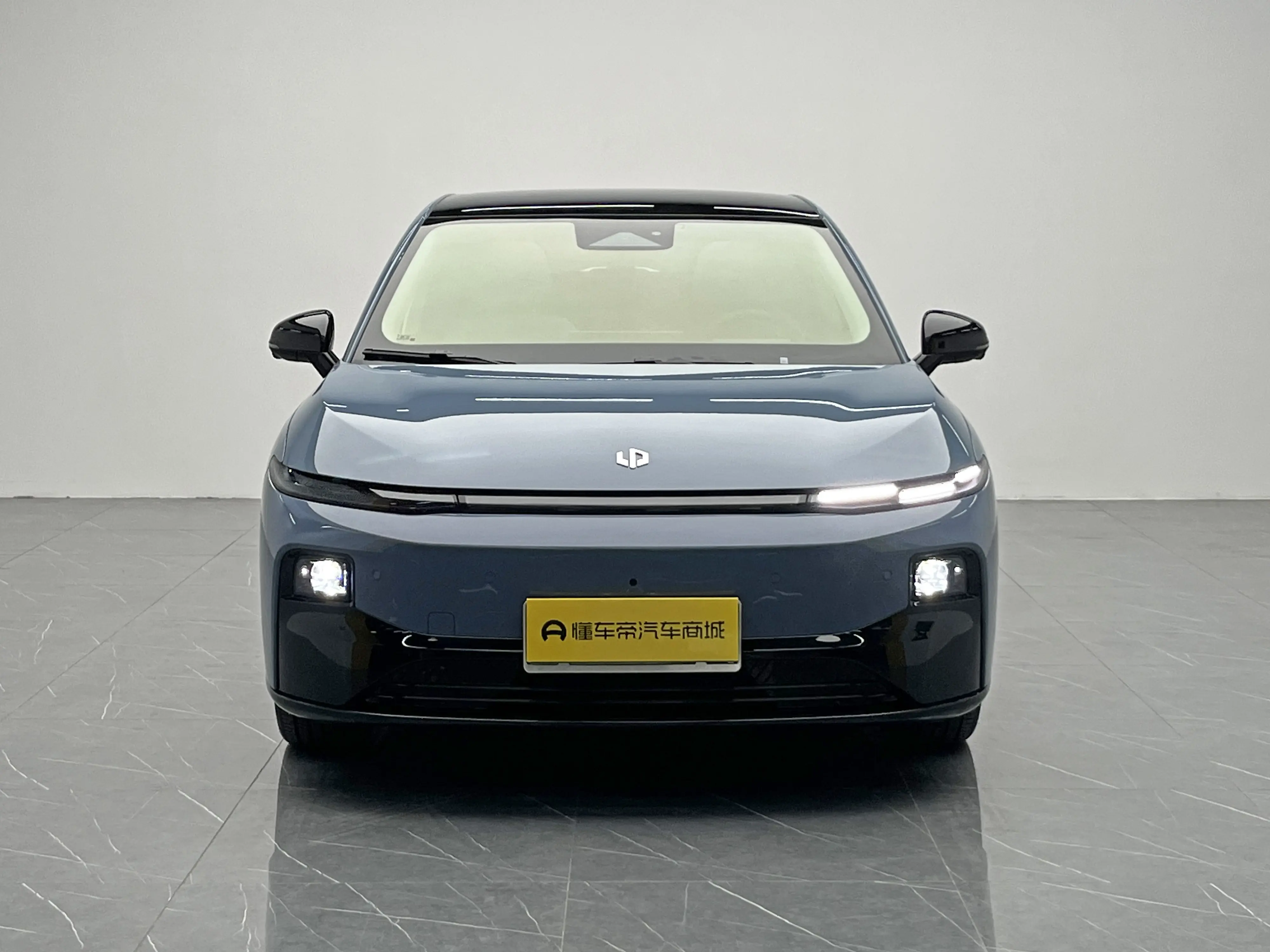 Leapmotor Leap running B01  из Китая