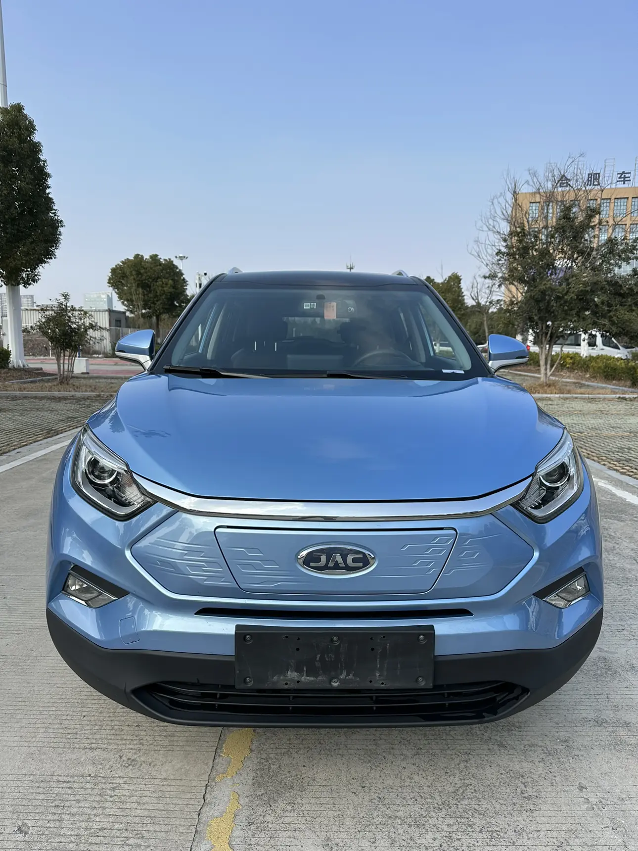 Jiangxi JAC iEVS4  из Китая