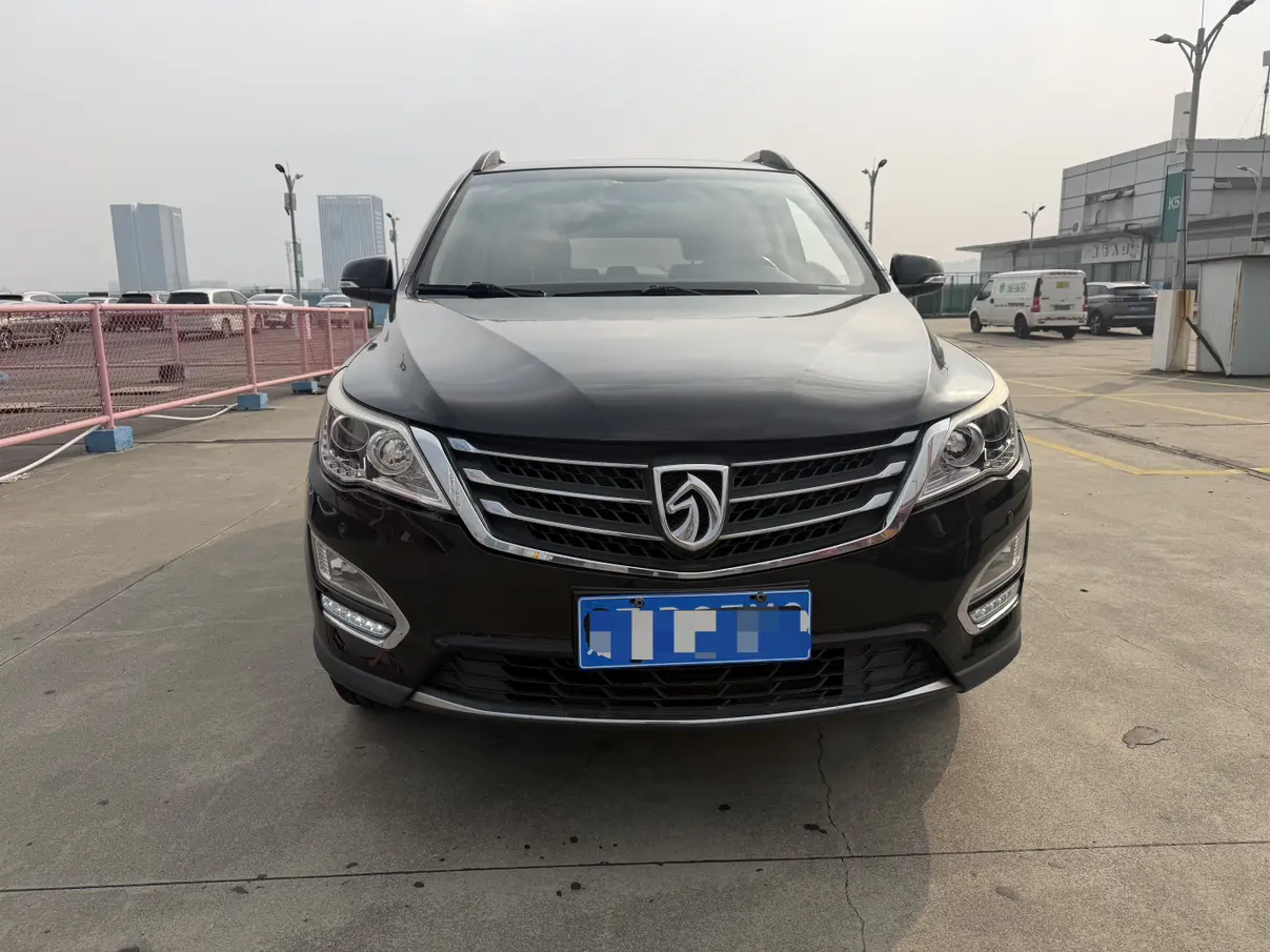 Baojun 560  из Китая