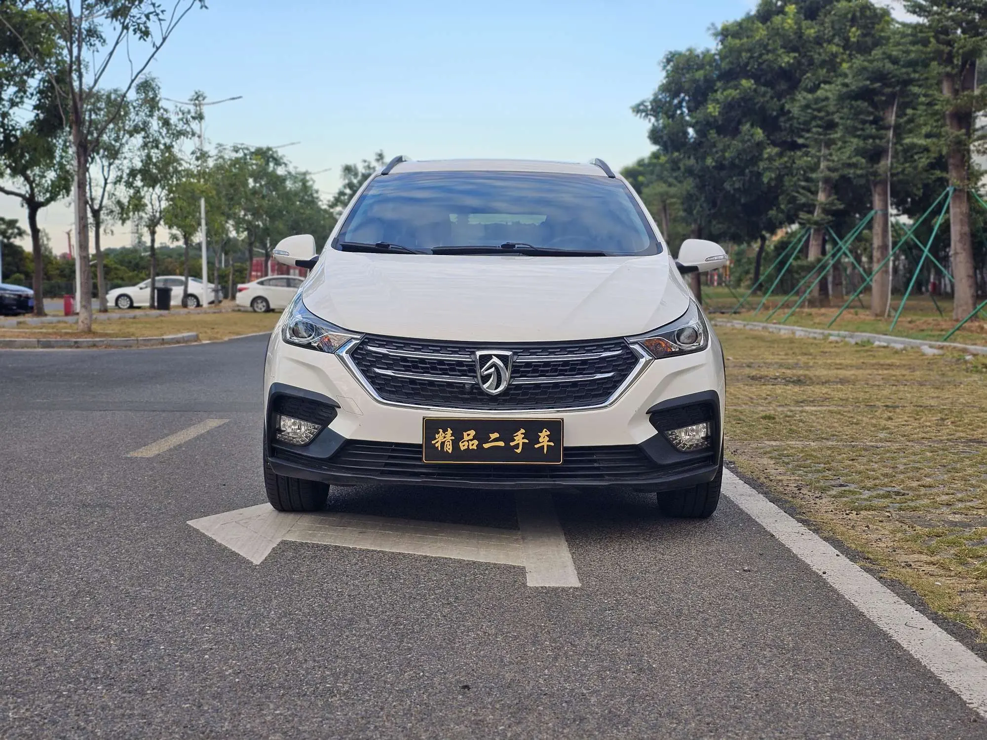 Baojun 310W  из Китая