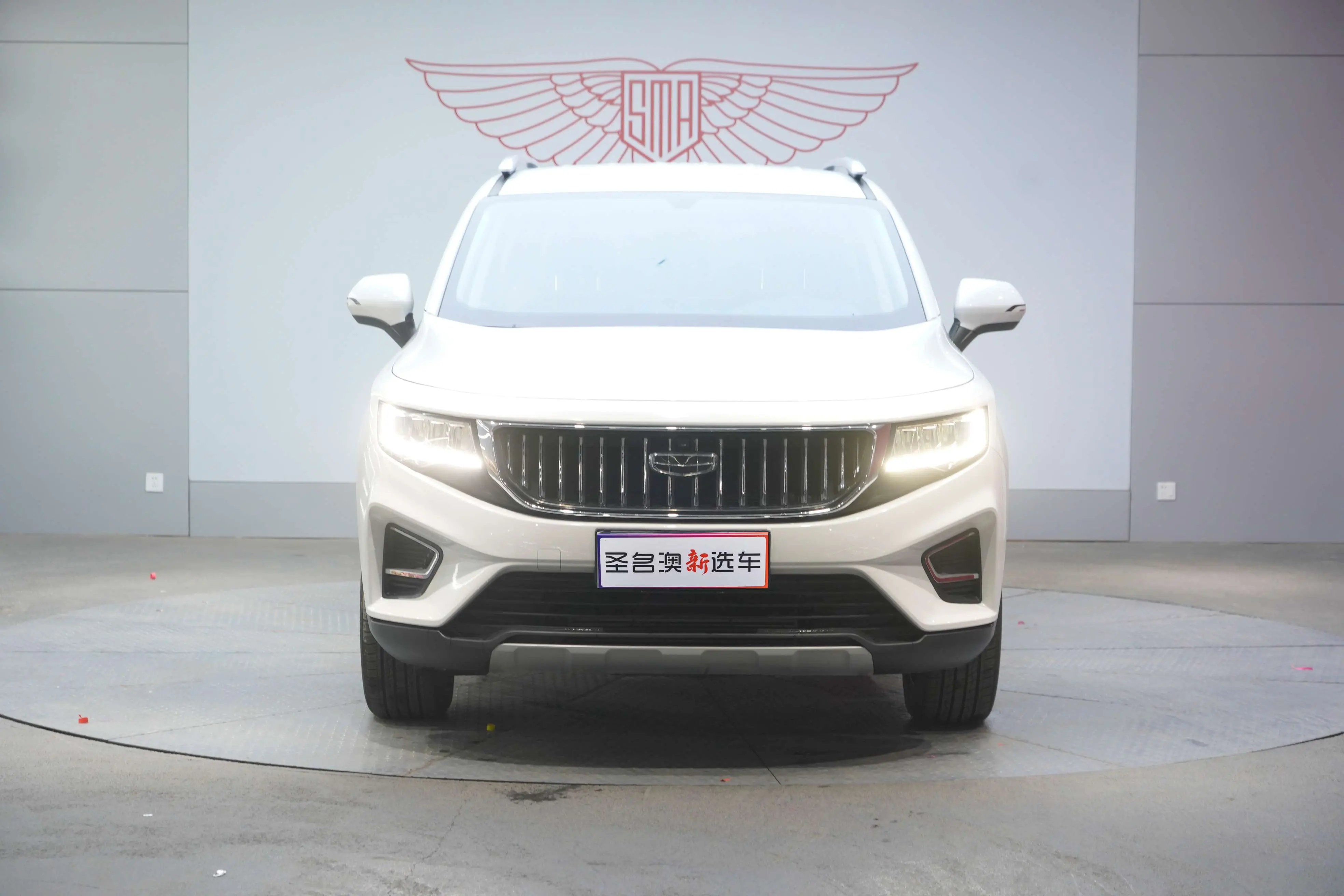 Geely Okavango  из Китая