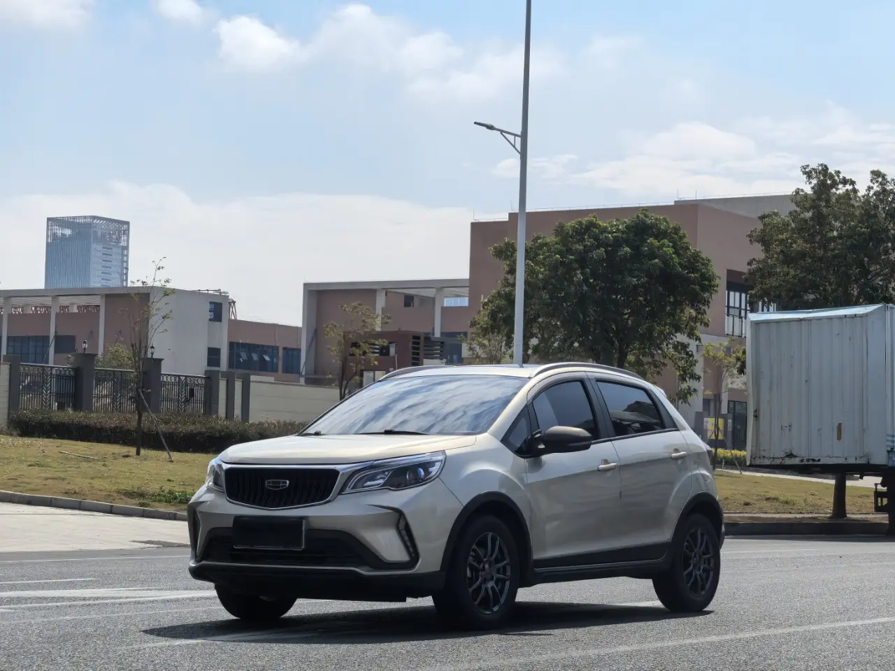 Geely Vision X3  из Китая