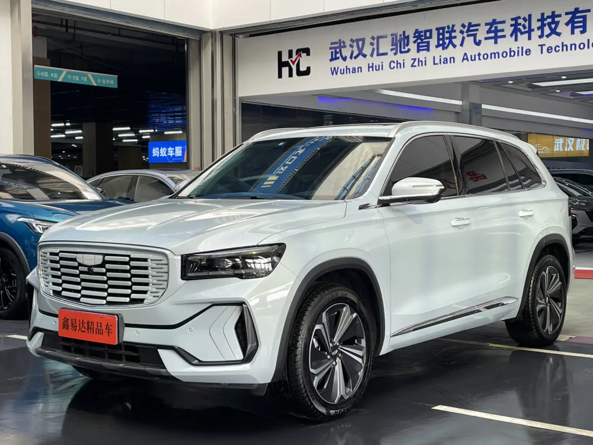 Geely Monjaro (Xingyue L)  из Китая