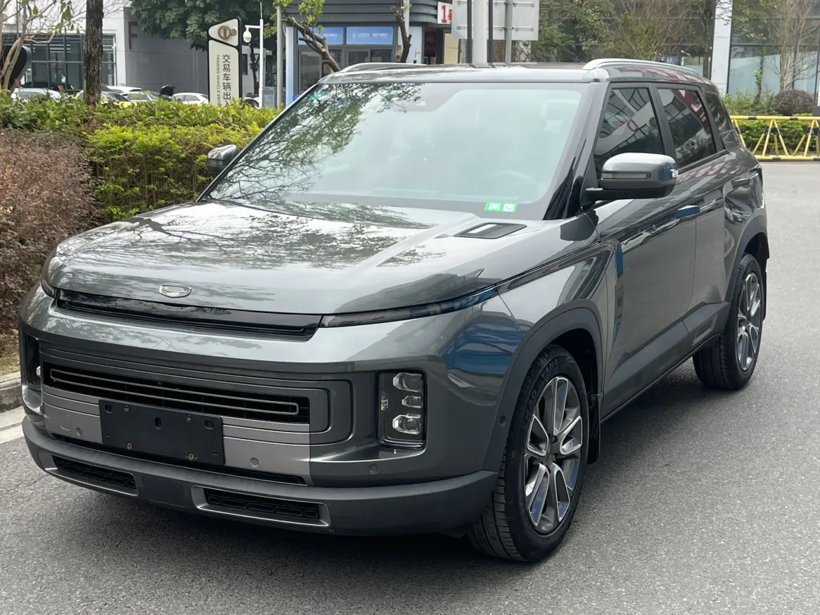 Geely ICON  из Китая