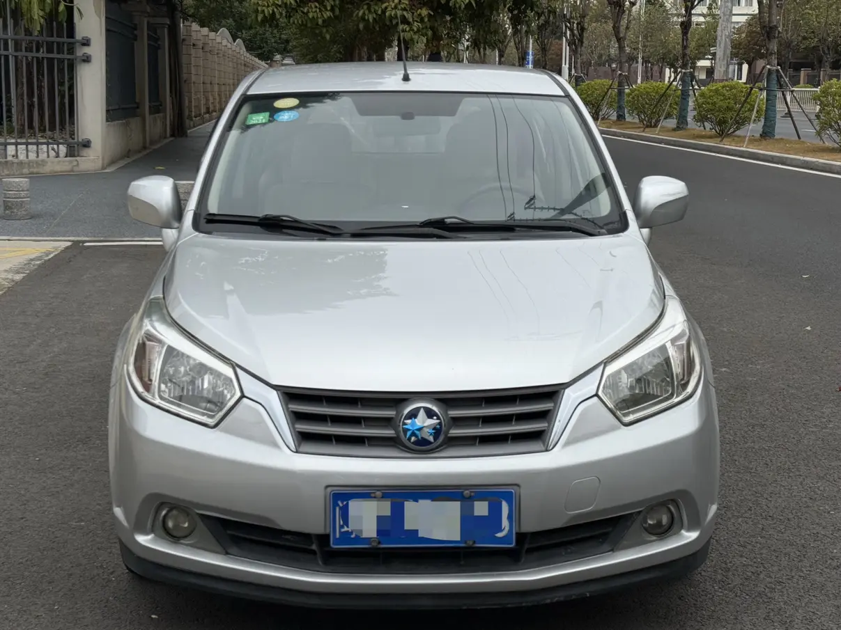 Kai Chen Venucia R50  из Китая