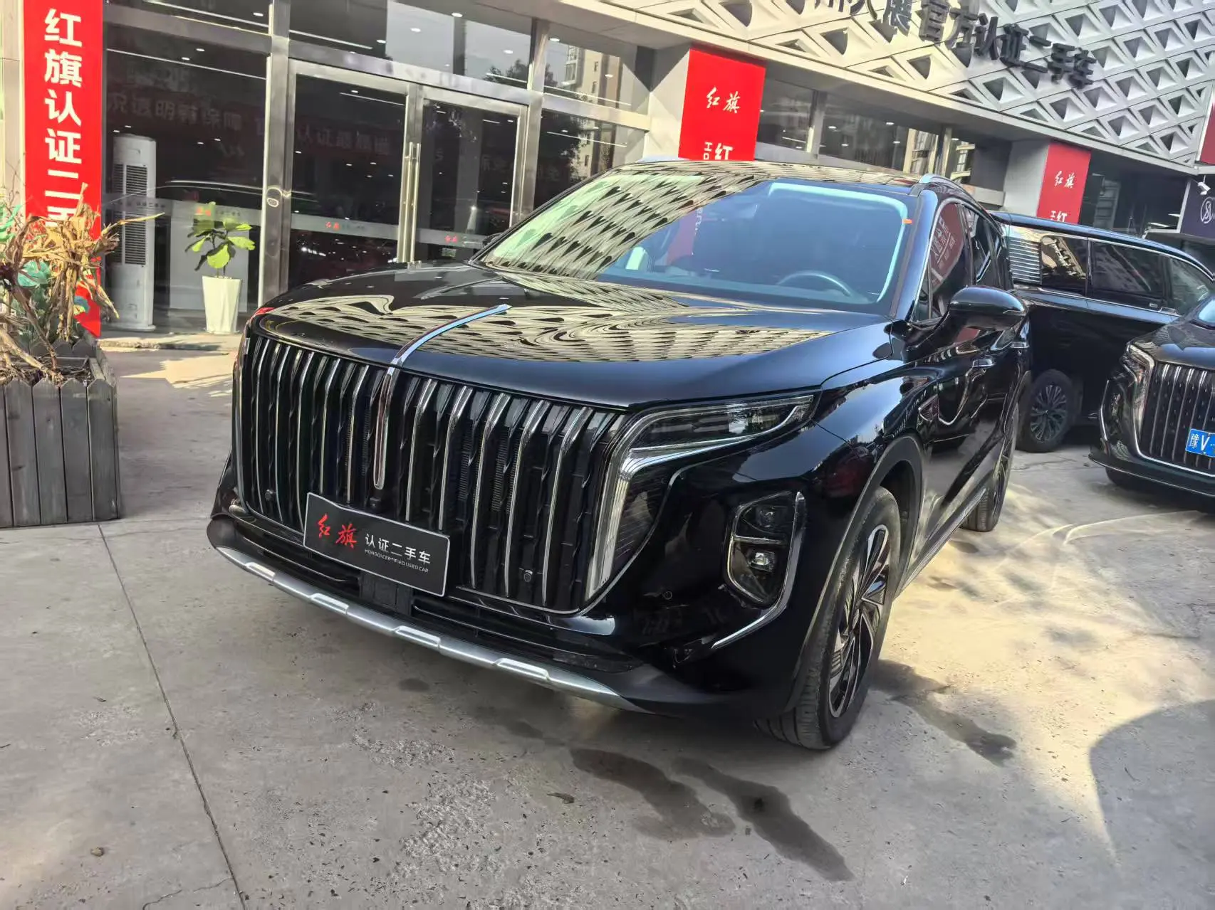 Hongqi HS7 PHEV  из Китая