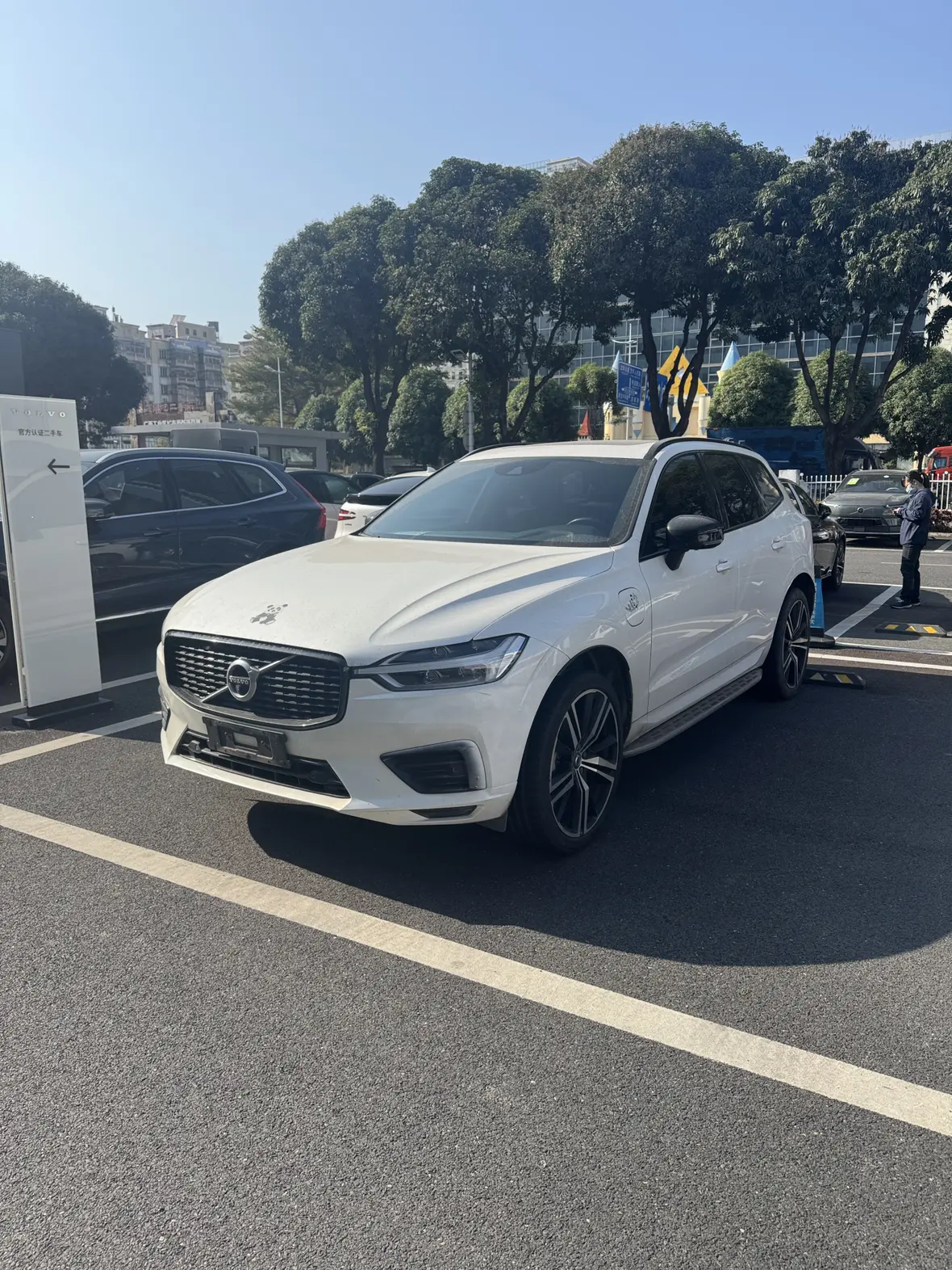 Volvo XC60 PHEV  из Китая