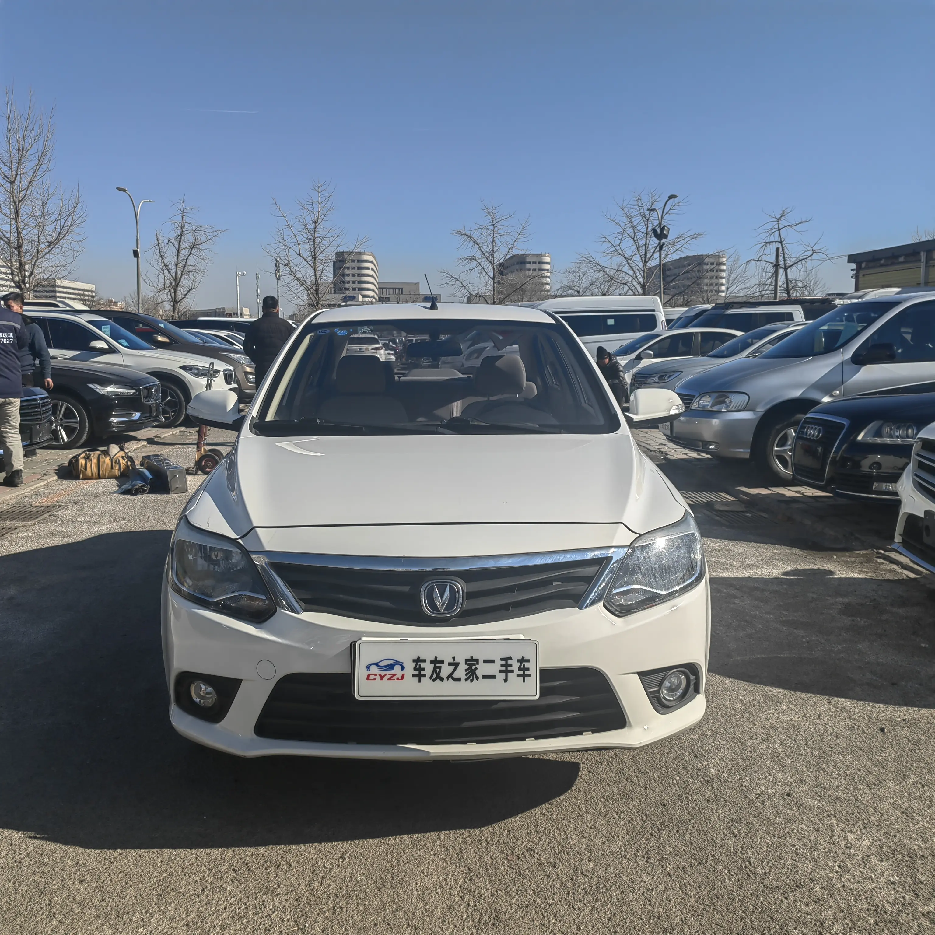 Changan Yuexiang V3  из Китая