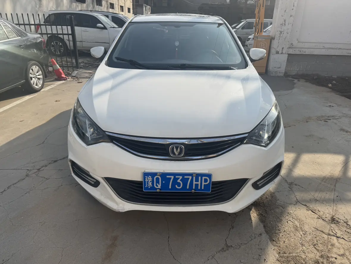 Changan Eado XT  из Китая