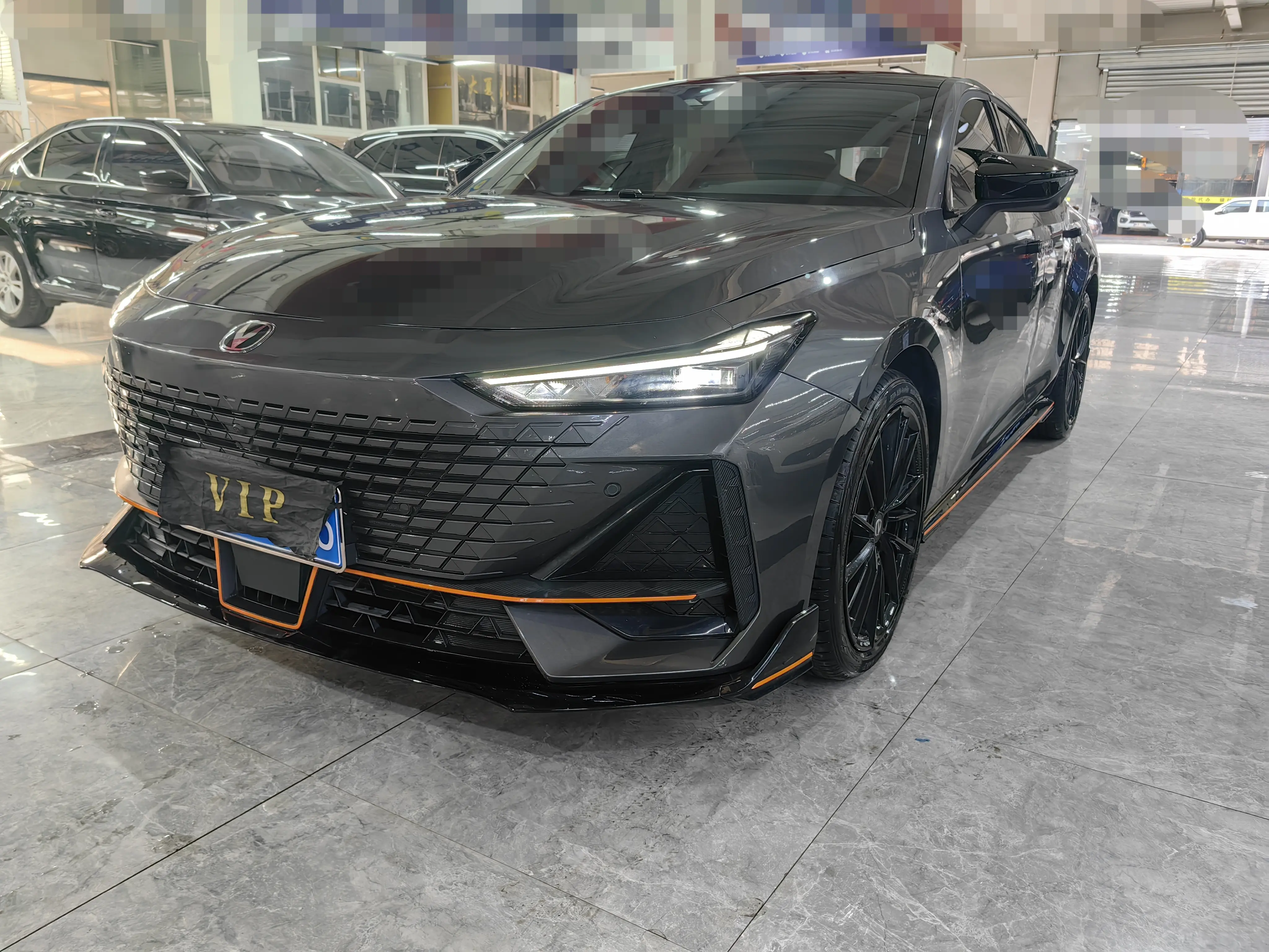 Changan UNI-V  из Китая