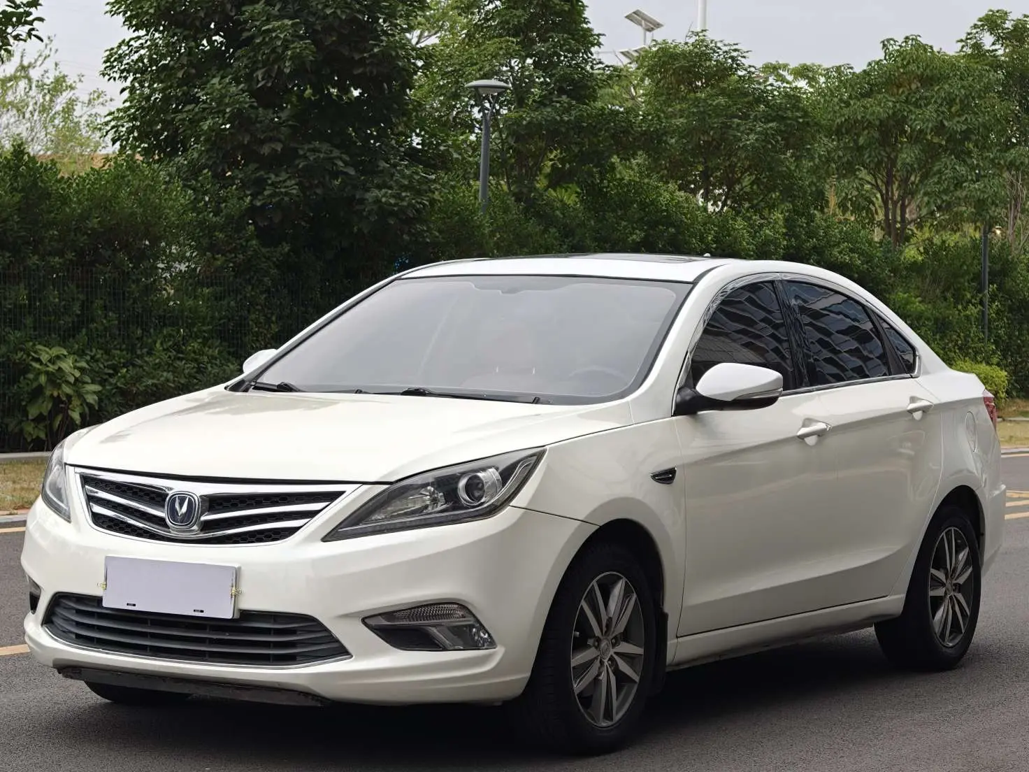 Changan Escape  из Китая