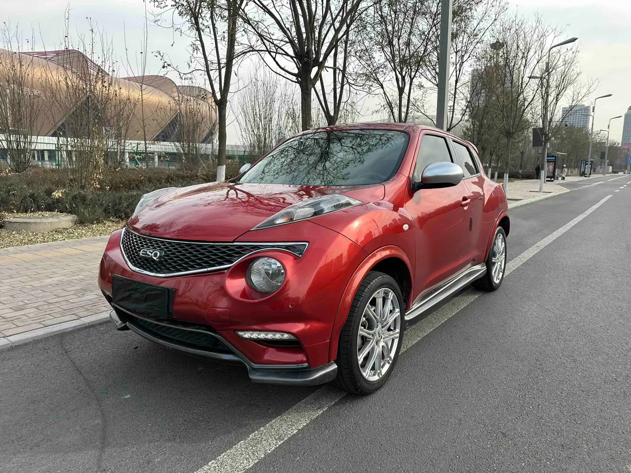 Infiniti ESQ  из Китая