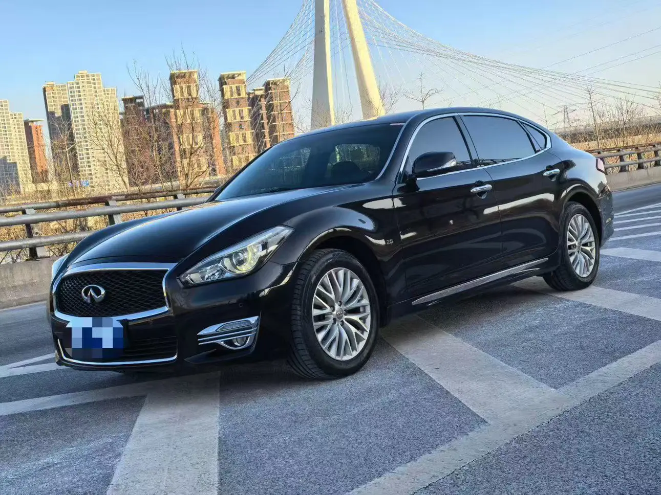 Infiniti Q70  из Китая