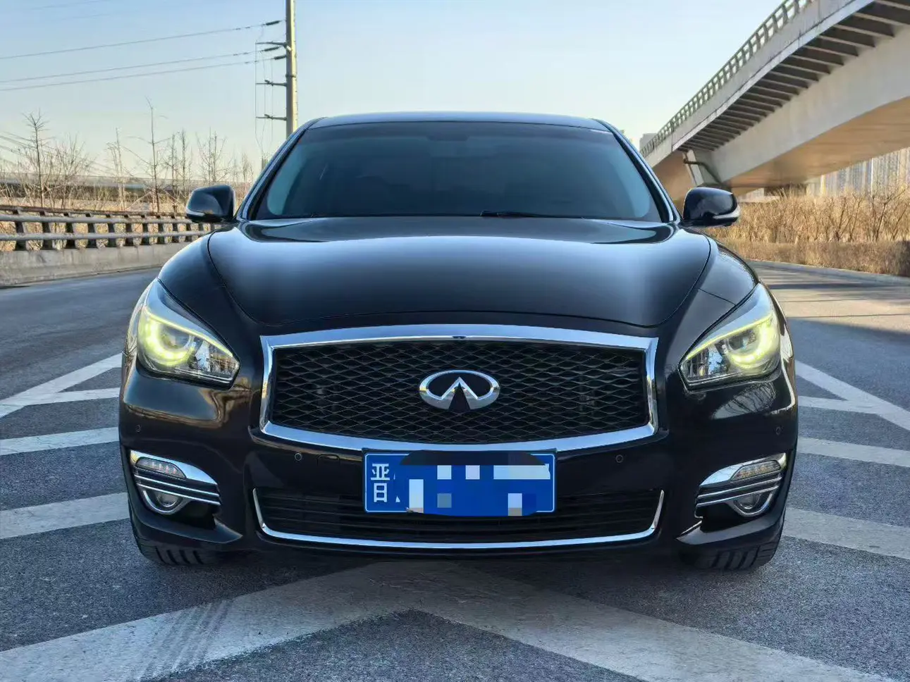 Infiniti Q70  из Китая