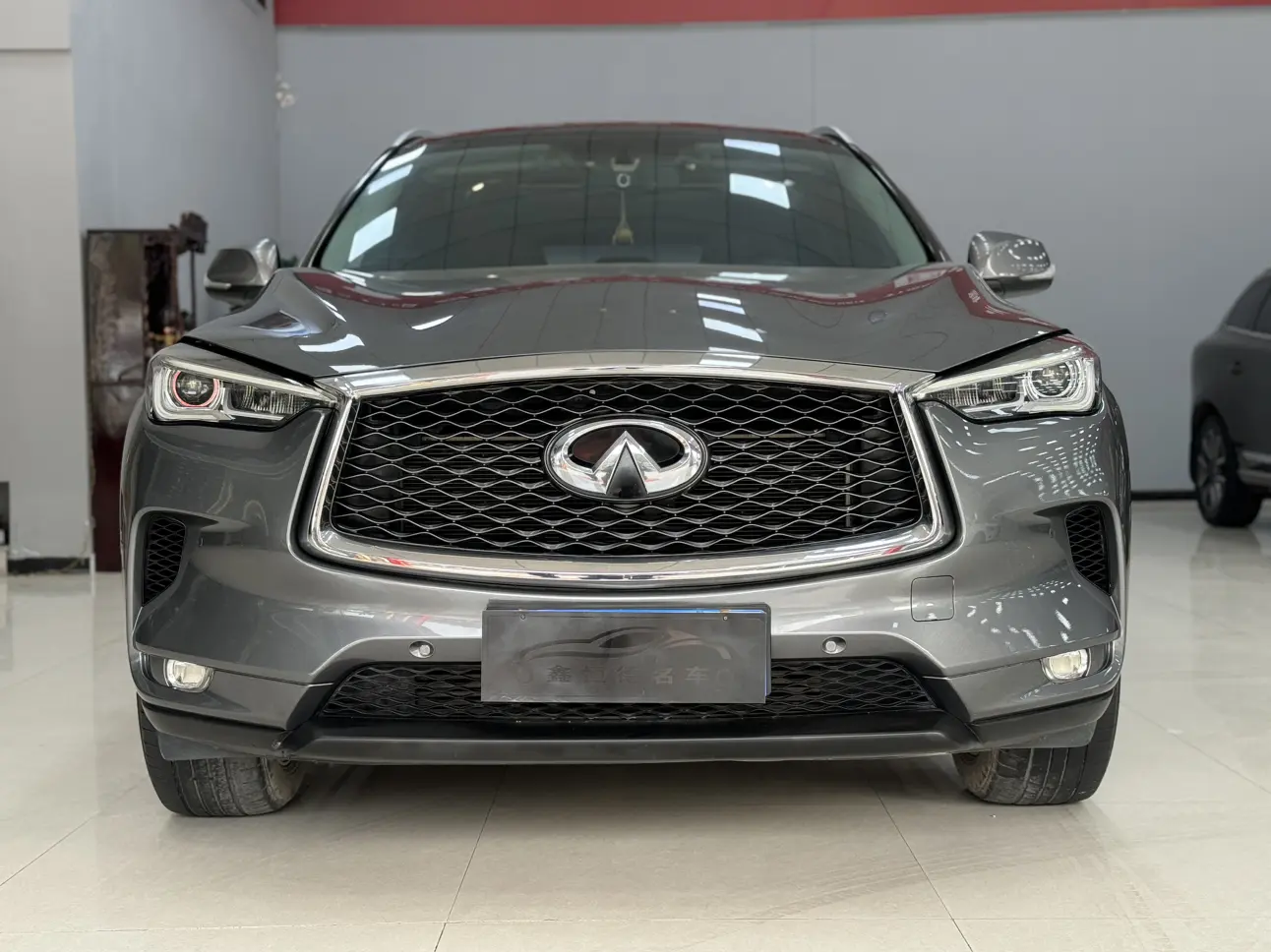 Infiniti QX50  из Китая