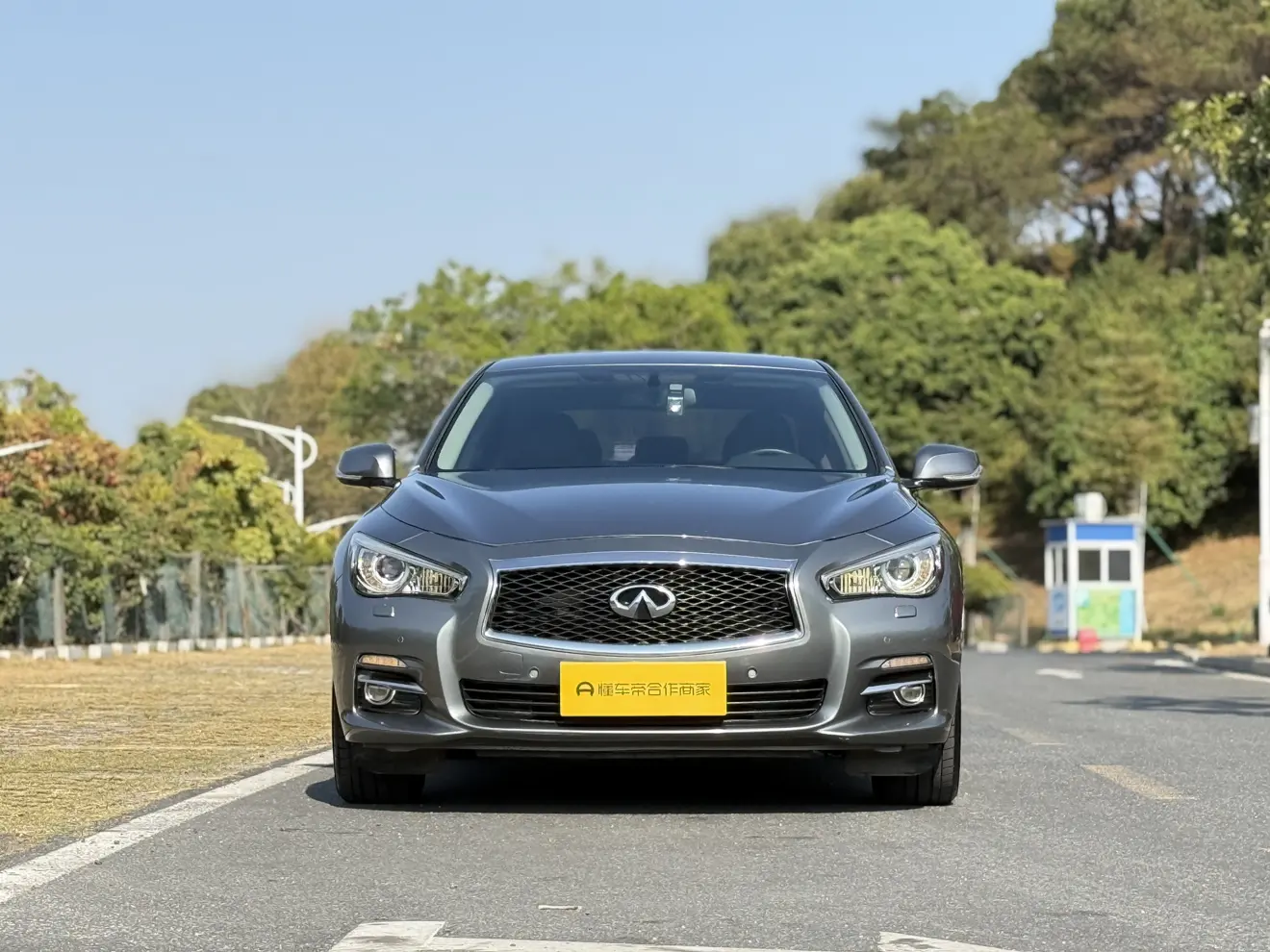 Infiniti Q50L  из Китая