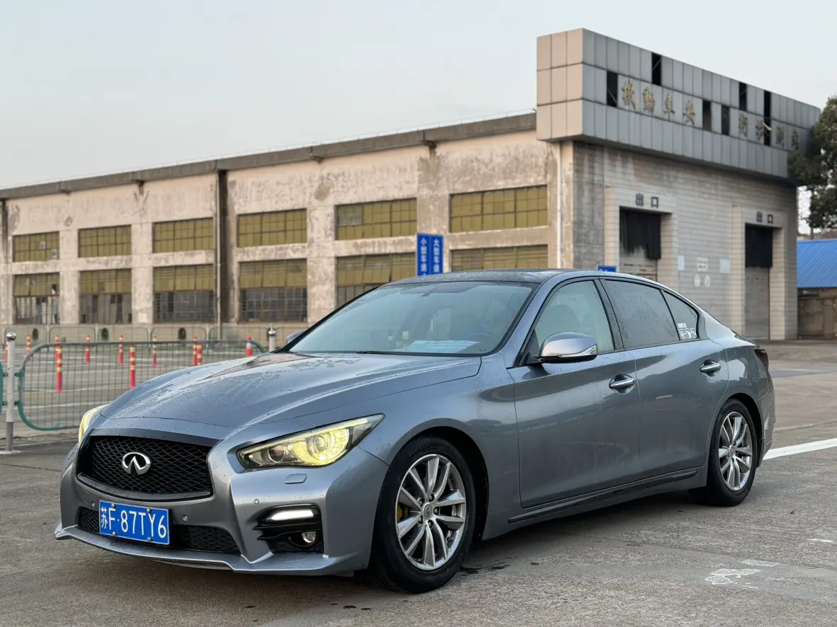 Infiniti Q50L  из Китая