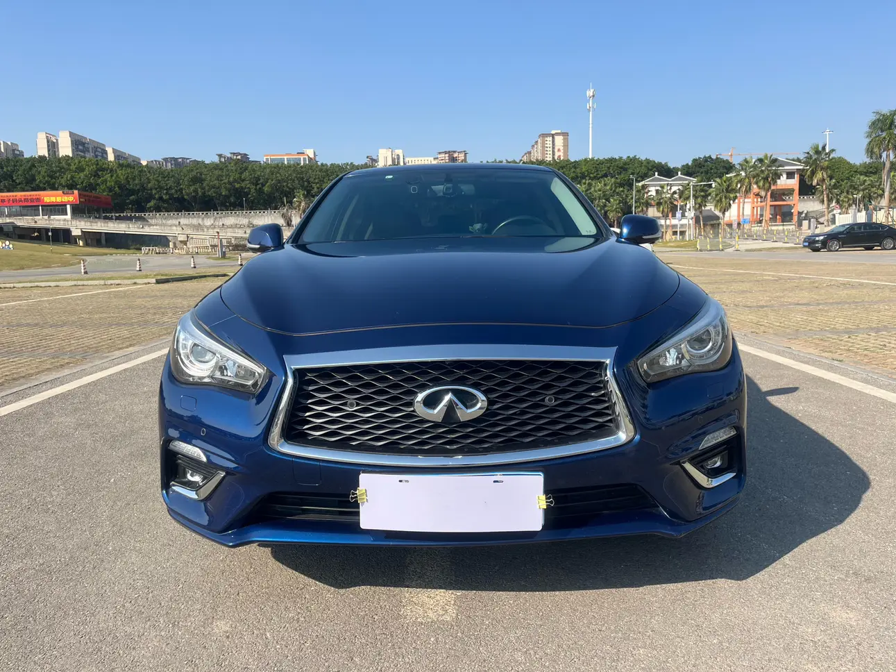 Infiniti Q50L  из Китая