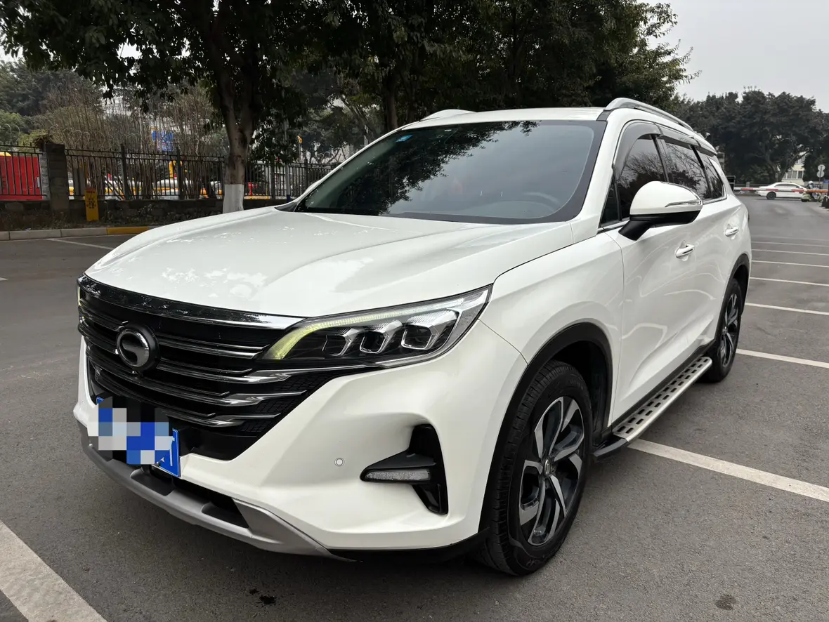 GAC Trumpchi GS5  из Китая