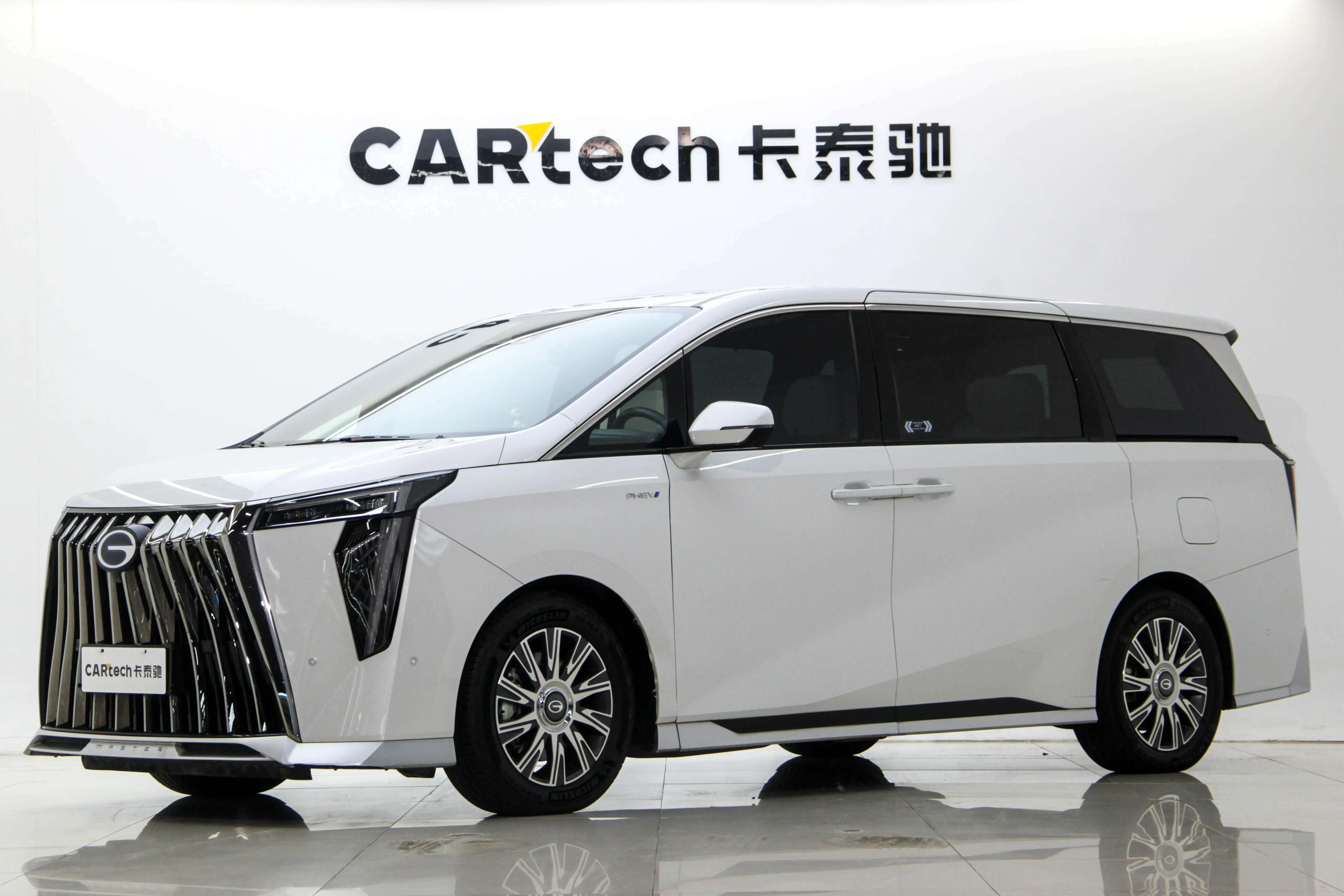 GAC Trumpchi E9 PHEV  из Китая