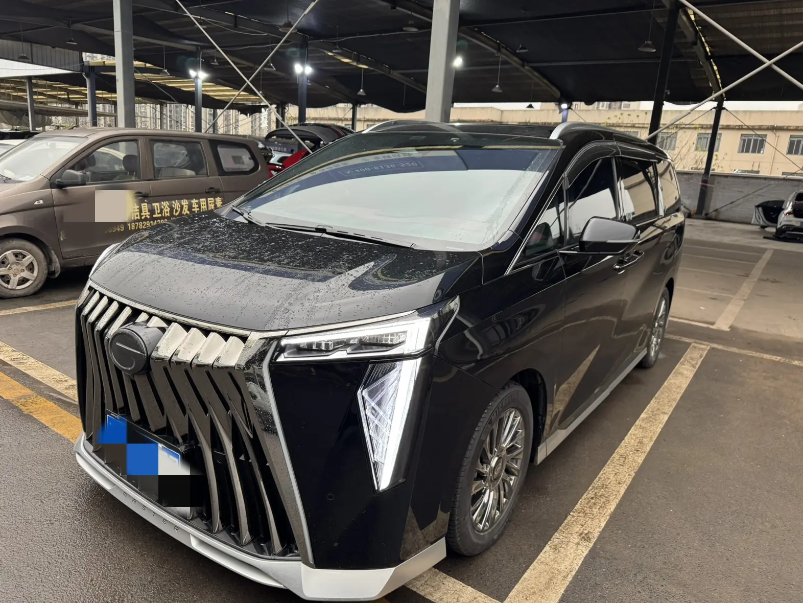 GAC Trumpchi M8  из Китая