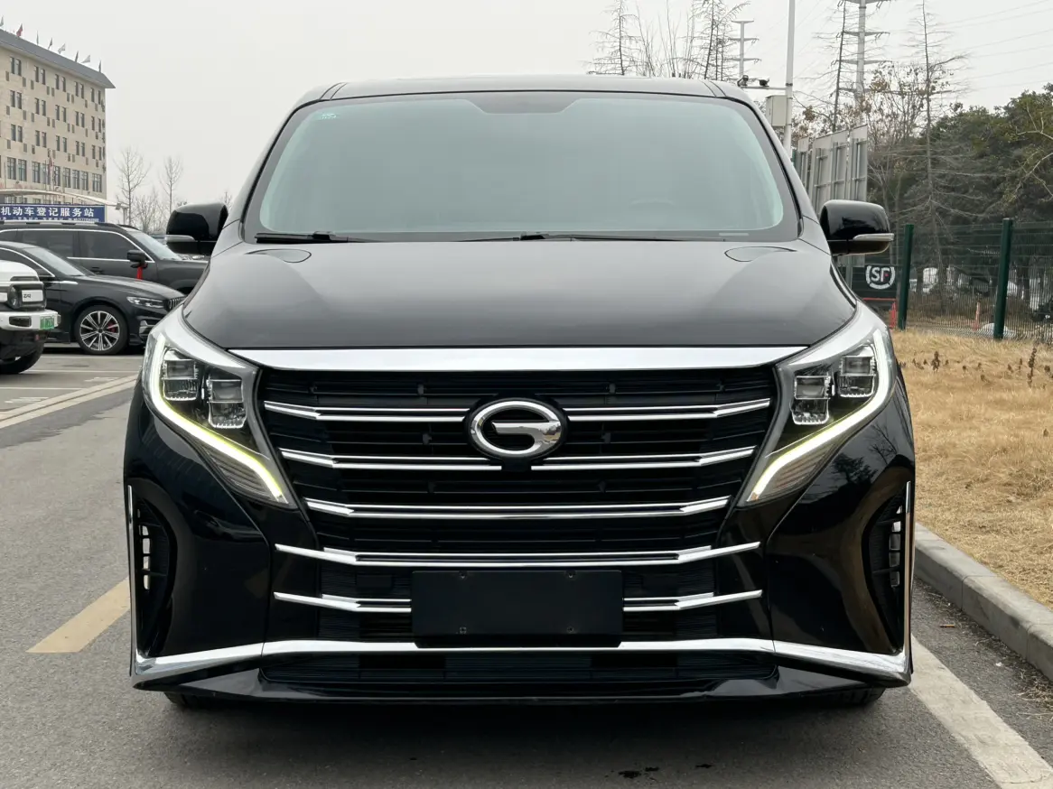 GAC Trumpchi M8  из Китая