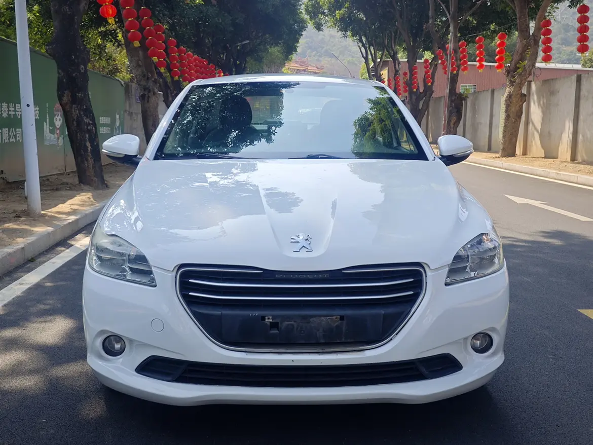Peugeot 301  из Китая