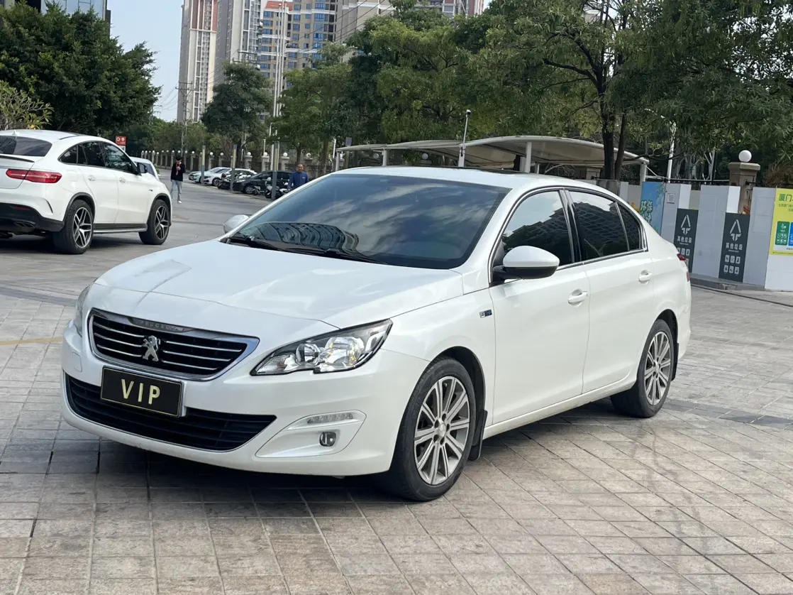 Peugeot 408  из Китая