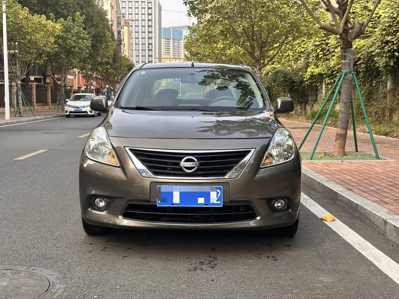 Nissan Sunlight  из Китая