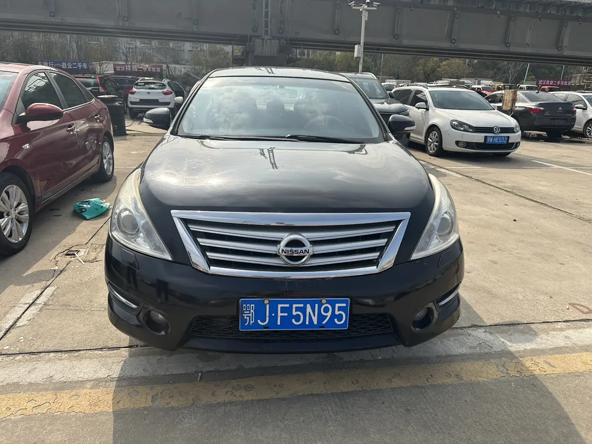 Nissan Altima (Teana)  из Китая