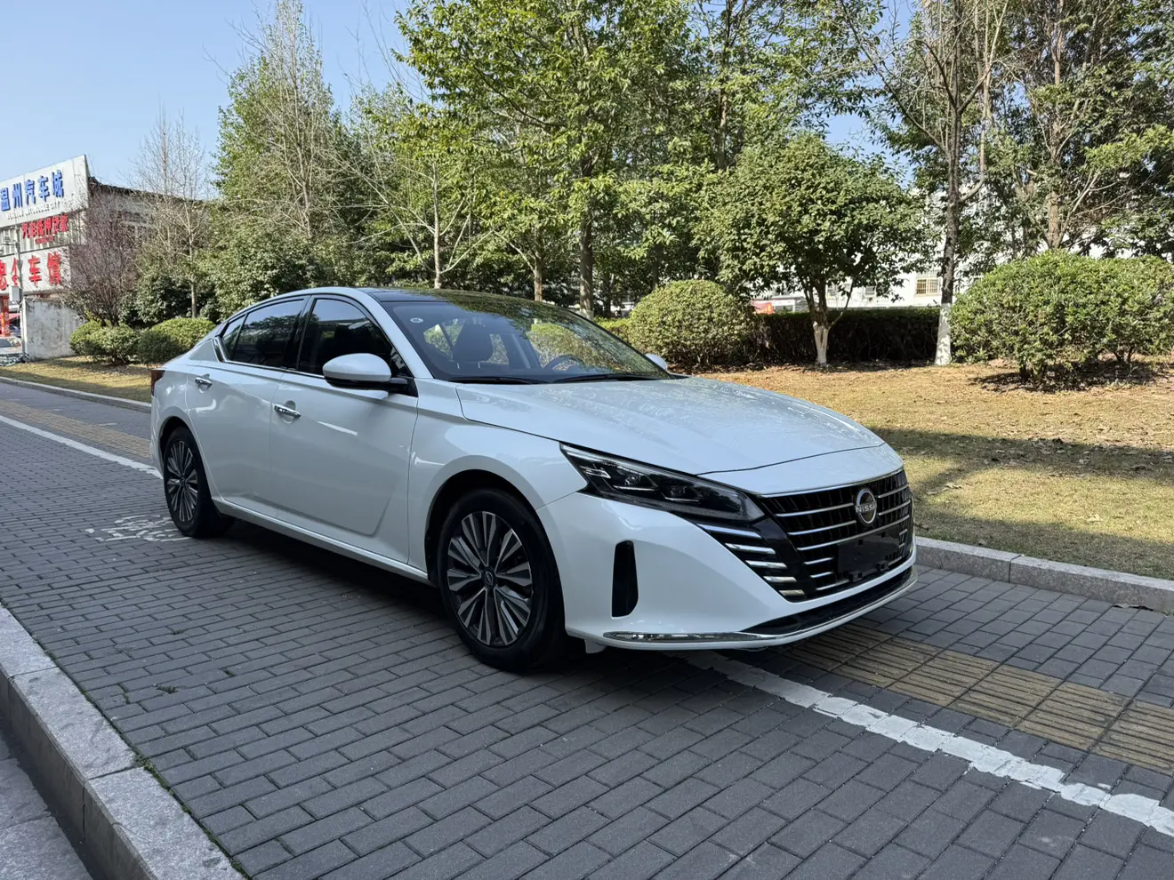 Nissan Altima